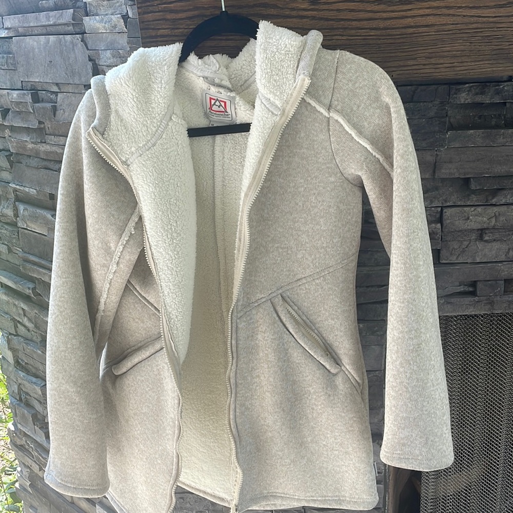 Avalanche fleece.